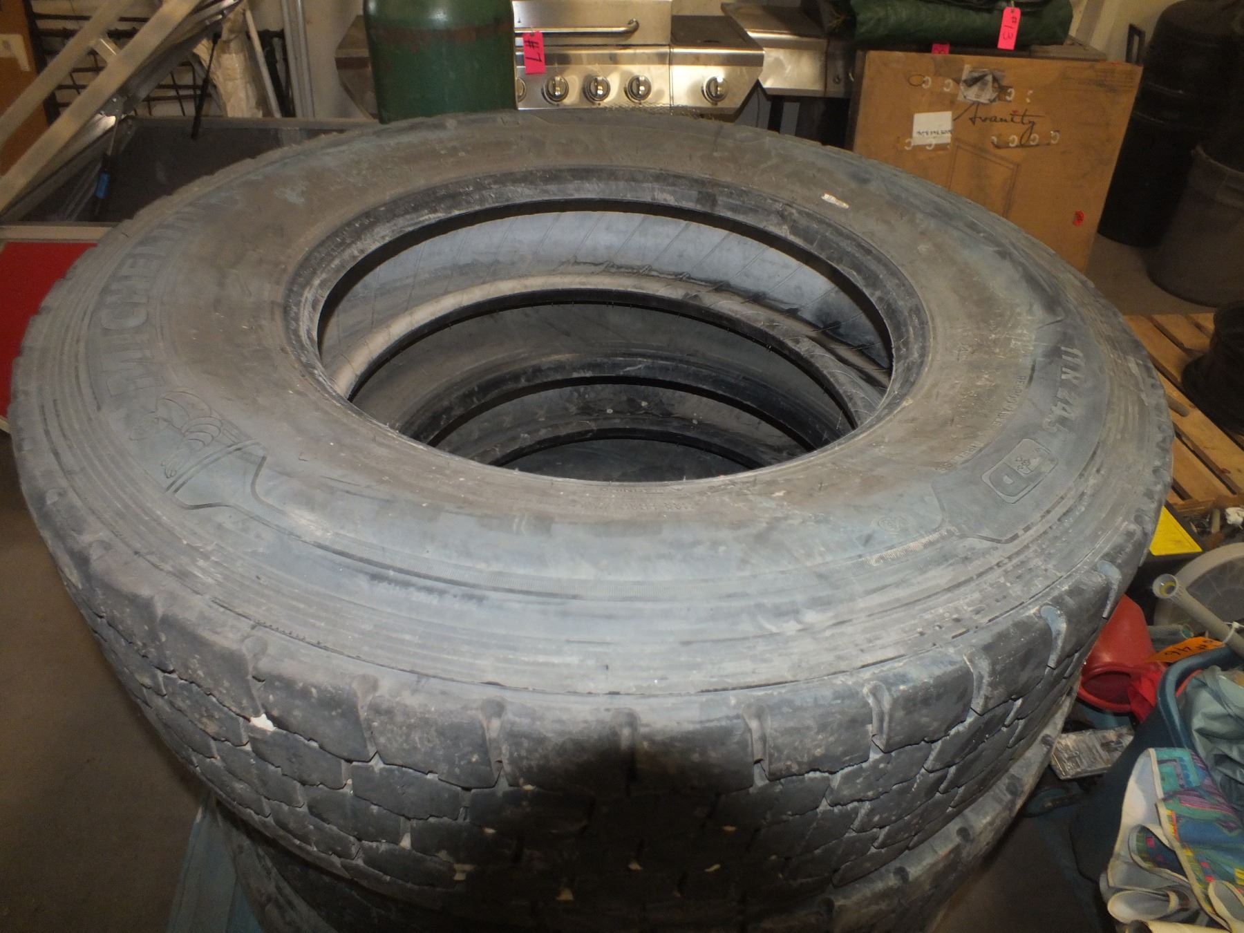 4 Michelin Tires no rims