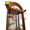 Image 5 : Vintage Lexington Flemish Curio Bevelled Glass Front Bow Legged Display Cabinet