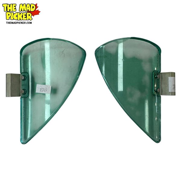 Vintage Karstar Made In Usa Green Wing Window Wind Deflector