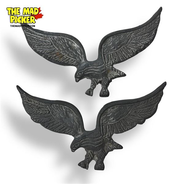 2x Vintage Cast Metal Flying Eagles