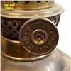 Image 5 : Antique The P & A Mfg. Co. Victor Ornate Oil Lamp