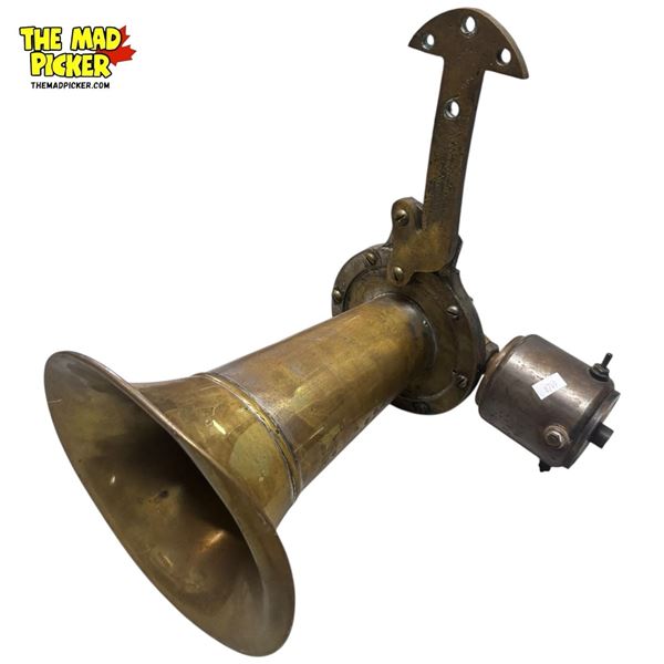 Antique Brass Horn