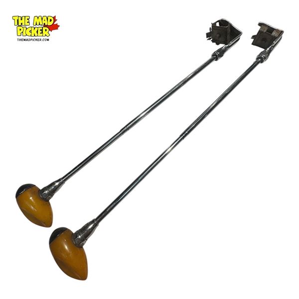 Hard To Find Pair Of Vintage Bakelite Telescoping Fender Guide Marker Light