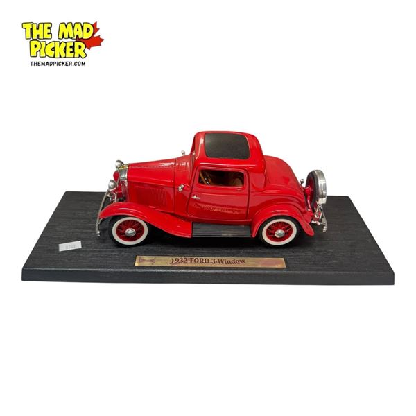 Road Legends Ford 1932 3 Window Model Die Cast Car