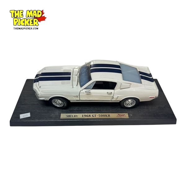 Road Signature 1968 Shelby GT-500KR 1:18 Scale Die Cast Model Car