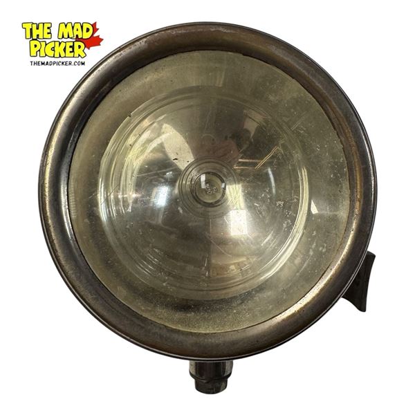 Vintage S & M Lamp Co. Model 70 With Knob Backing