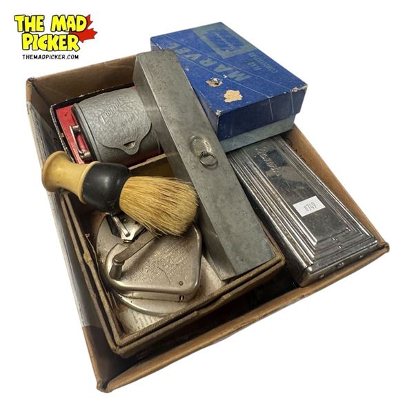 Collection Of Vintage Men's Shaving Accessories