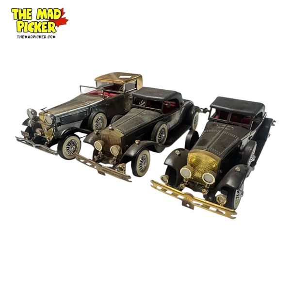 3x Vintage Car Radios