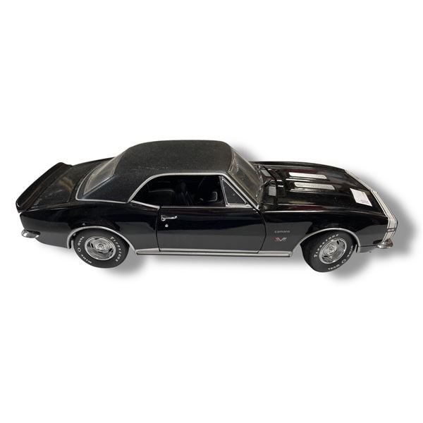 Diecast Lane Automotive 1999 Black Chevy Camero -  1:18 Scale