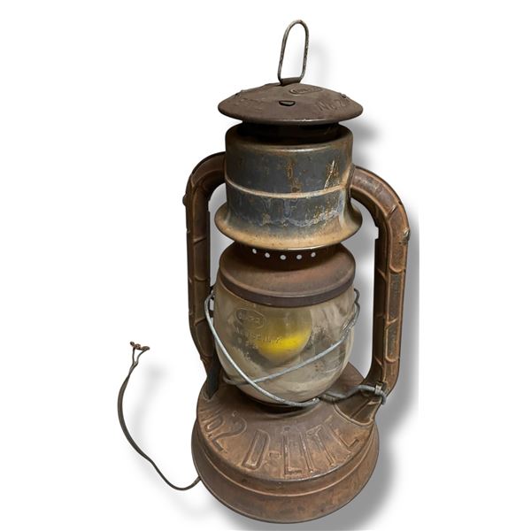 Antique Dietz D-Lite NO.2 Oil Lantern