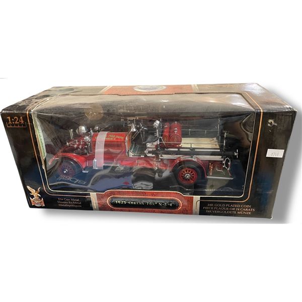 Road Legends 1925 Ahrens-Fox N-S-4 1:24 Scale Die Cast Model Car