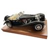Image 2 : Burago Mercedes Benz 500K (1936) 1:18 Scale Die Cast Model Car