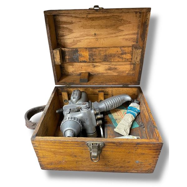 Vintage Metco Metallizing Gun Type 4E With Original Wooden Case
