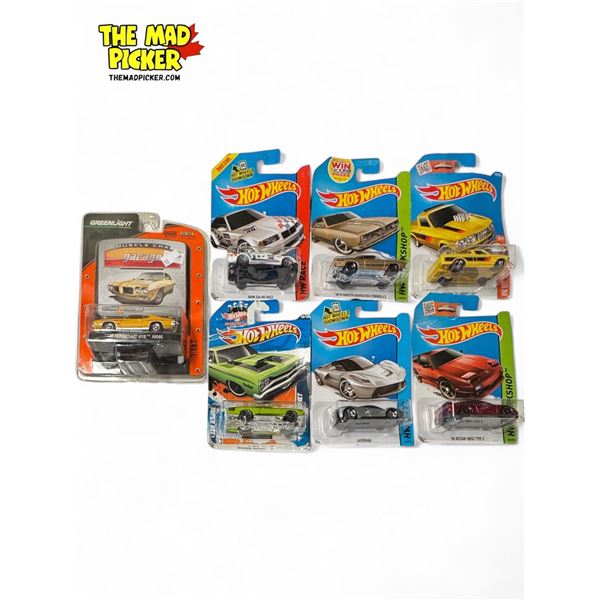 7x Assorted Cars: Hot Wheels & Green Light