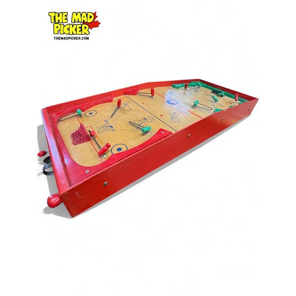 Vintage Munro Games Ltd. Wooden Table Top Hockey Game