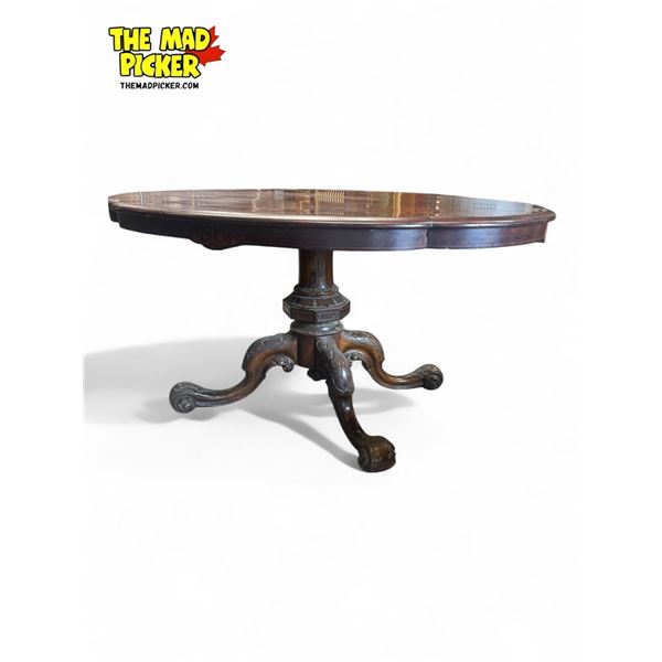 Incredible Antique Oval Walnut Tilt-Top Table With Great Details On Feet
