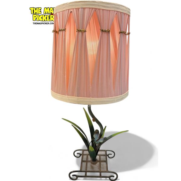 Vintage Butterfly Themed Table Lamp