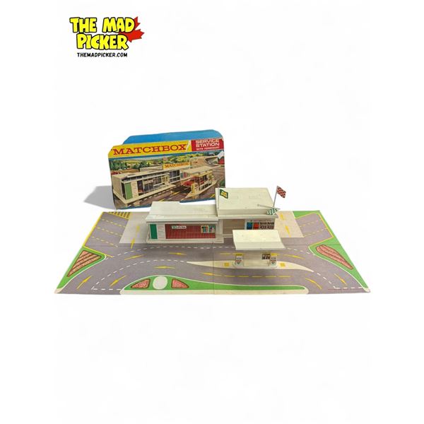 Vintage Matchbox Service Station With Forecourt