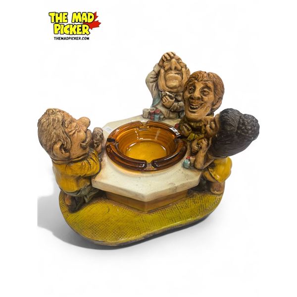 1978 Georgies Pottery Poker Player's Ashtray