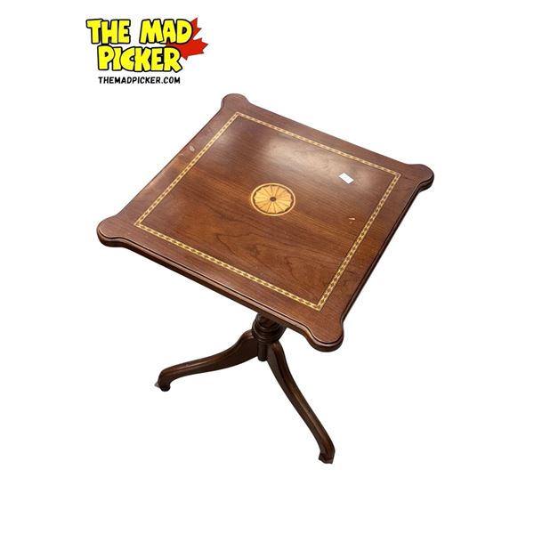 1994 Bombay 3 Legged Tilt Top Side Table