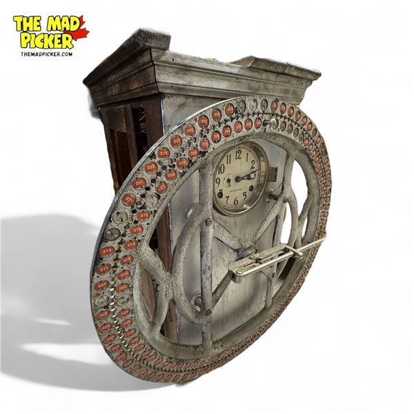 Antique International Time Recorder Employee Punch Card Machine