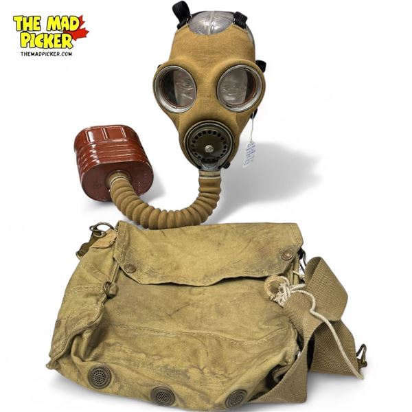 Vintage WW2 Gas Mask With Tank & Canvas Bag