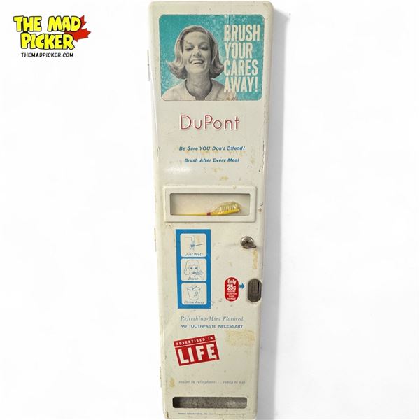 Vintage DuPont Refreshing - Mint Flavored Toothbrush "No Toothpaste Necessary" 25cent Dispensing Mac