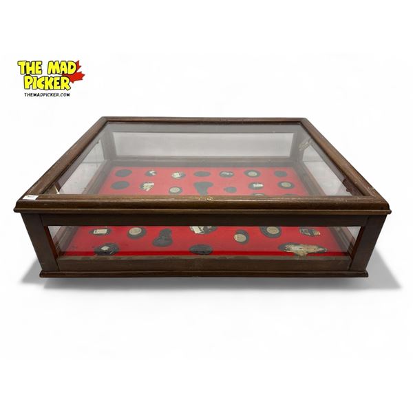 Vintage Table Top Display Cabinet (Good For Smalls/Shows)