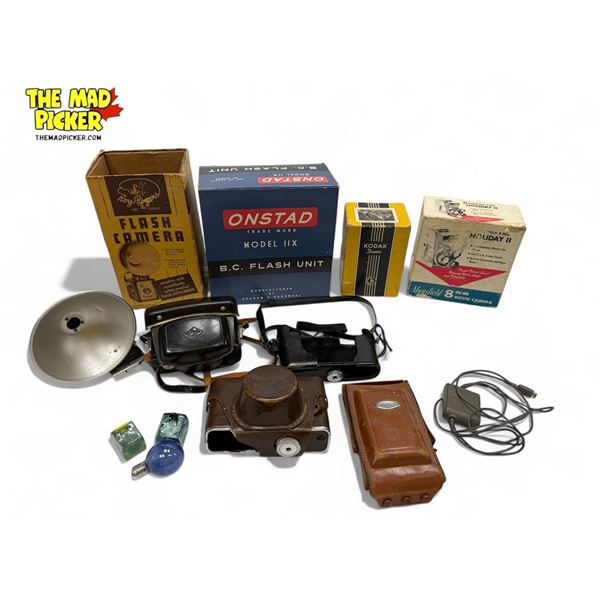 Assorted Vintage Electronic Boxes, Kodak Flash, Camera Cases