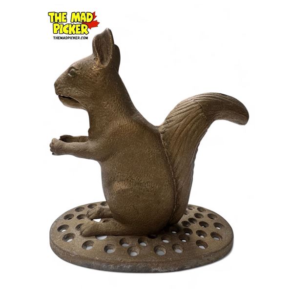 Vintage Cast Metal Squirrel Nut Cracker