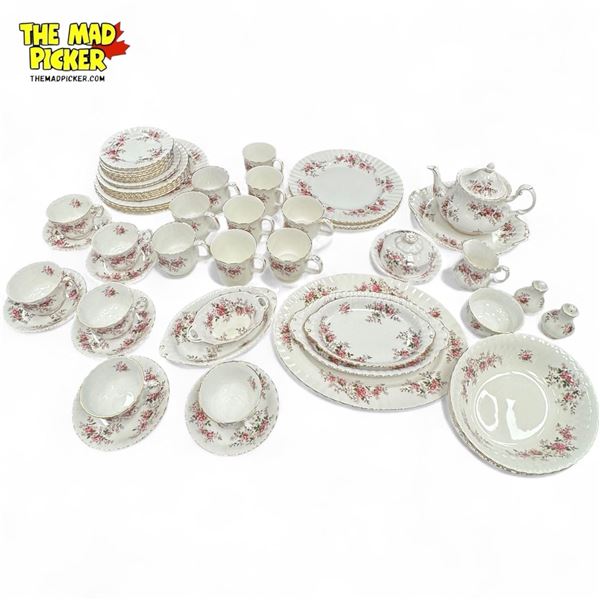 55x Pieces Of Vintage Royal Albert Lavender Rose Chinaware