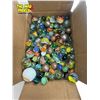 Image 3 : Assorted Vintage Marbles