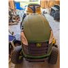 Image 3 : JOHN DEERE D110 RIDING LAWNMOWER