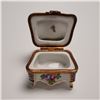 Image 5 : Limoges France Petit Chair Form Hinged Porcelain Treasure Box