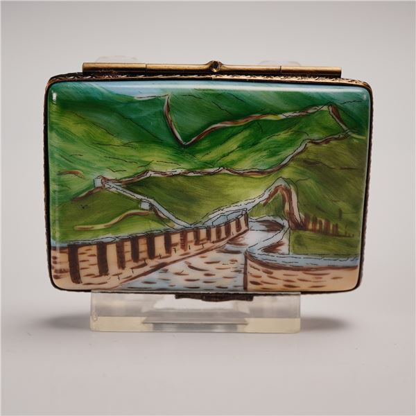 Marquise de Pompadour Limoges Porcelain Postcard Box, Great Wall of China