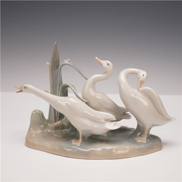 Lladro Figurine, Geese Group 01004549