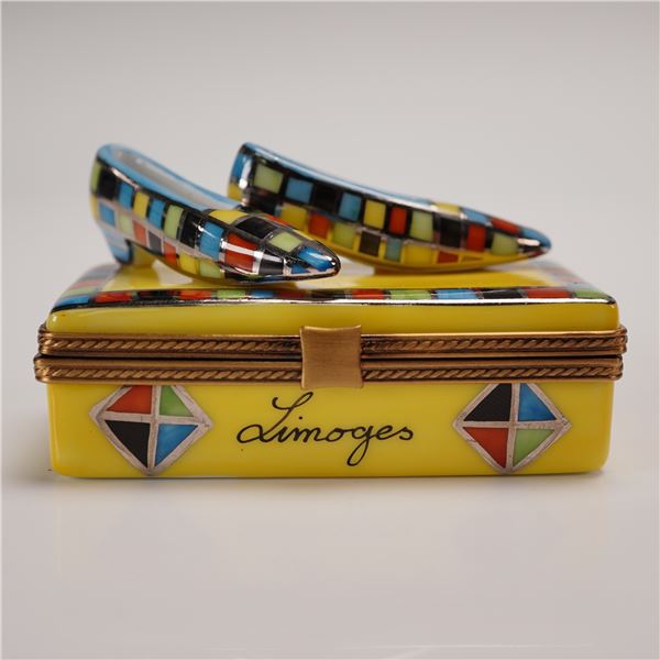 Rochard Limoges Porcelain Shoe Keepsake Box