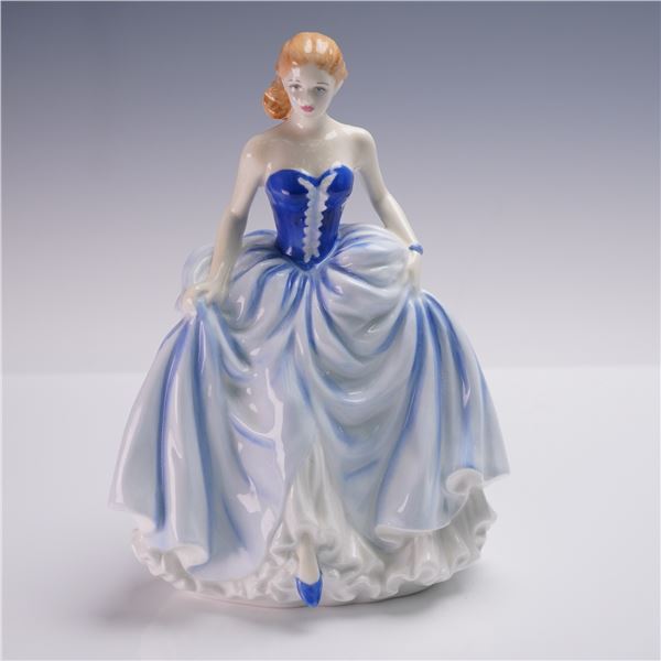 Royal Doulton Figurine, Susan HN4532