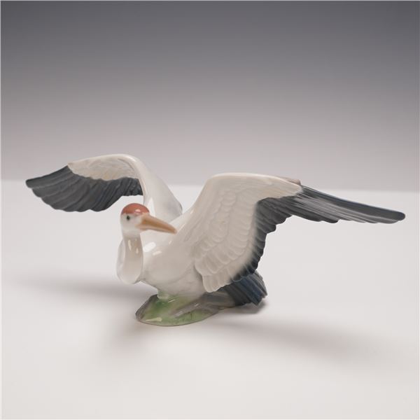 Lladro Porcelain Figurine, Landing Crane 01001600