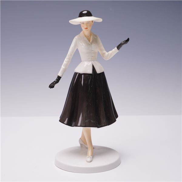 Royal Doulton Figurine, 1940s Judy HN5594