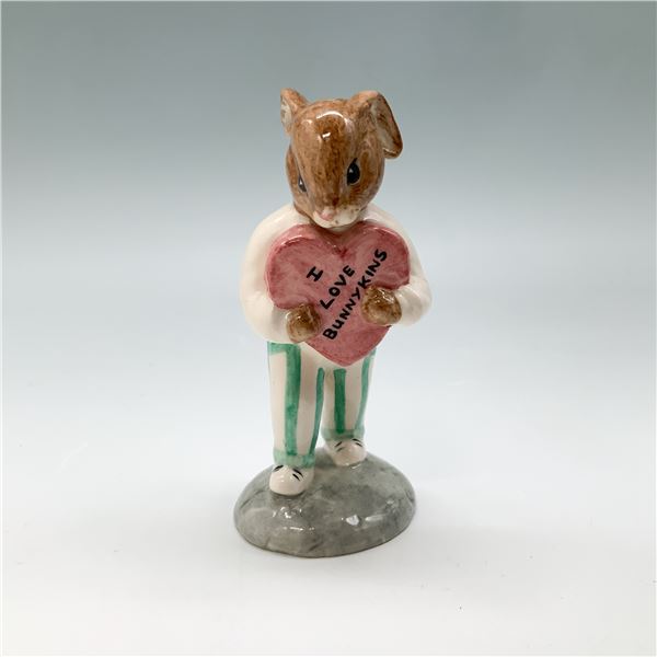 Royal Doulton Bunnykins Figurine, Sweetheart DB174
