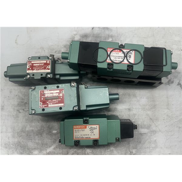 Lot of (4) Numatics Valves