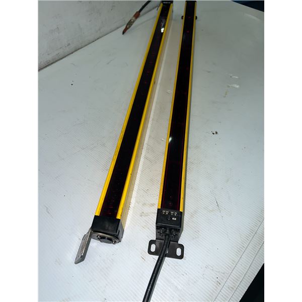 Lot of (2) Light Bars