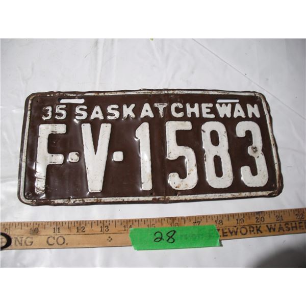 1935 sask vehicle license plate