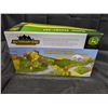 Image 3 : 2009 All-Terrain Team Gator Hover Jet John Deere Toy Never Opened, Original Package