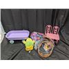Image 1 : Lot of Toys (Toy Chair, Wagon, etc.)