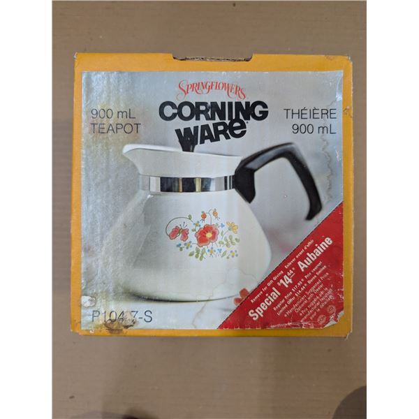 P-104-7-S Spring Flowers Corning Ware W/ original Box