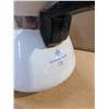 Image 3 : P-104-S Cornflower Corning Ware 900mL Tea Pot Original Box