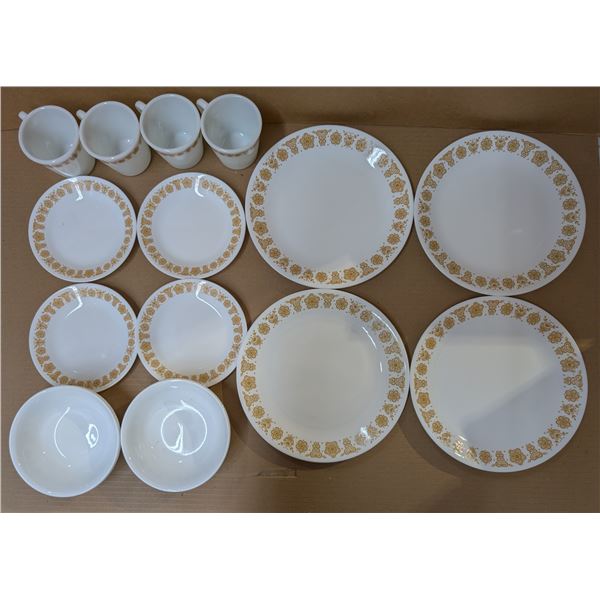16 Piece Casual Tableware Set Corning Ware w/ Original Box