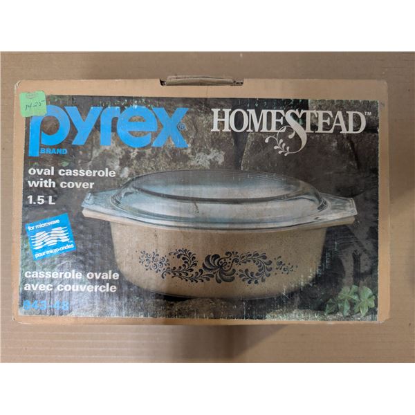 943-48 Pyrex Brand Oval Casserole w/ Cover Homestead Original Box Factory Sealed